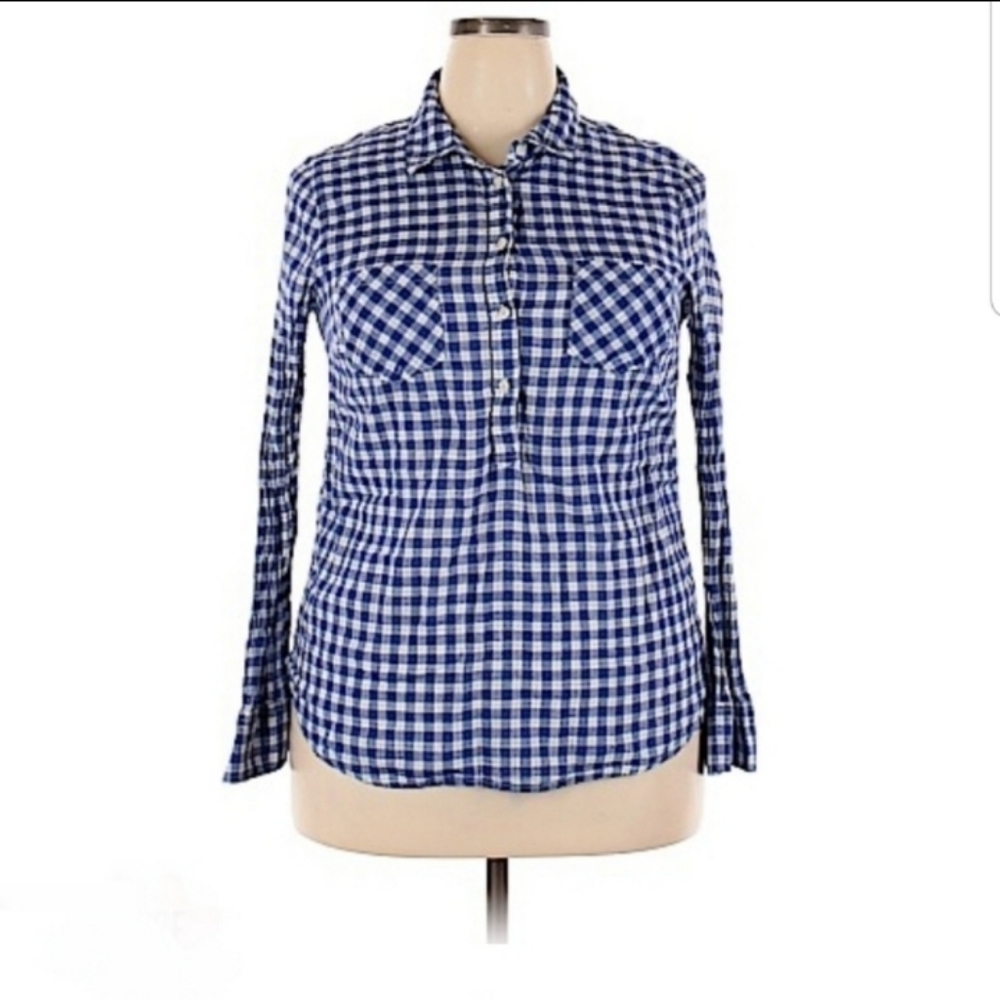 Merona Long Sleeve Gingham Button up top, sz M